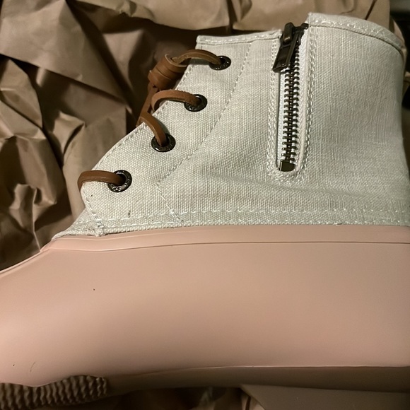 💦Women’s saltwater duck booties💦 - Picture 8 of 8